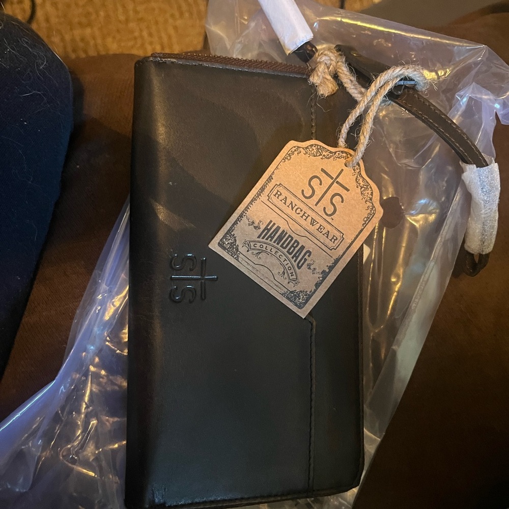 STS Ranchwear New Baroness Leather Wallet